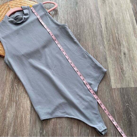 Abercrombie & Fitch soft A&F Collection mock neck sleeveless bodysuit dusty blue - Picture 4 of 6